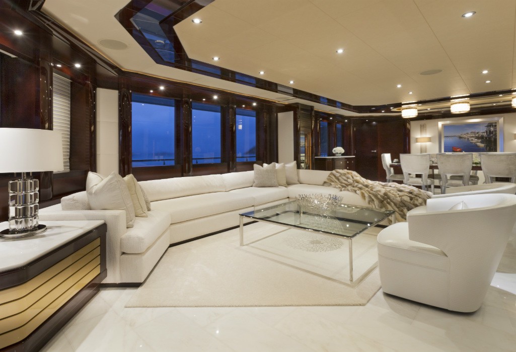 [49m-Yacht-TRENDING]-10486-26.jpg