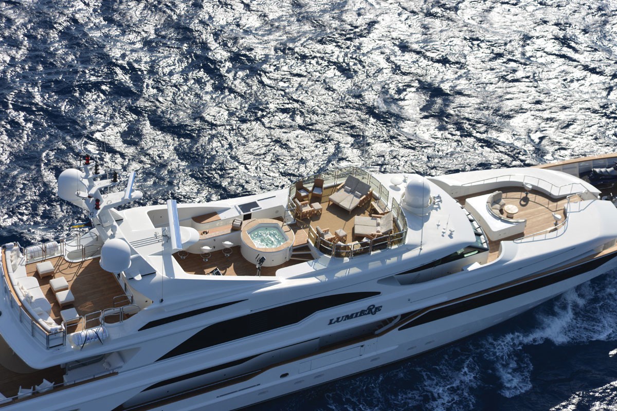 [50m-Yacht-LUMIERE]-1034-186.jpg