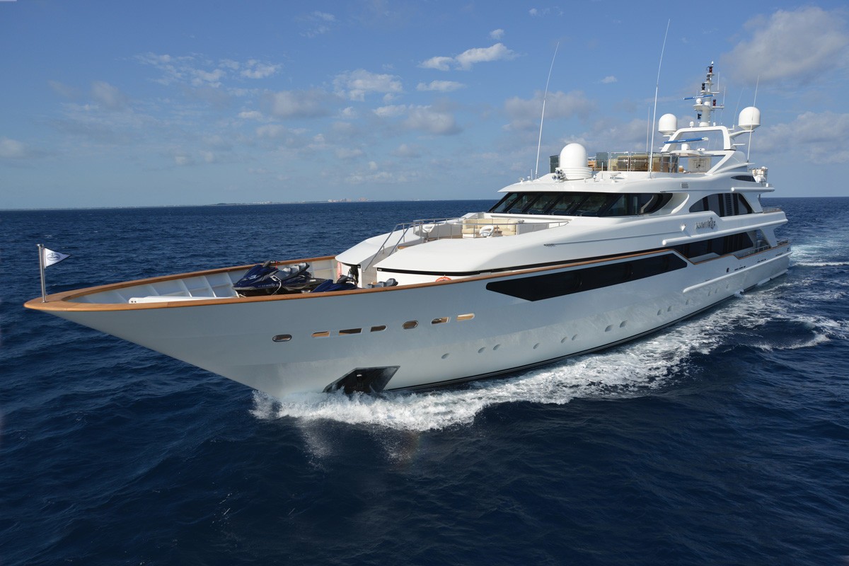 [50m-Yacht-LUMIERE]-1034-41.jpg