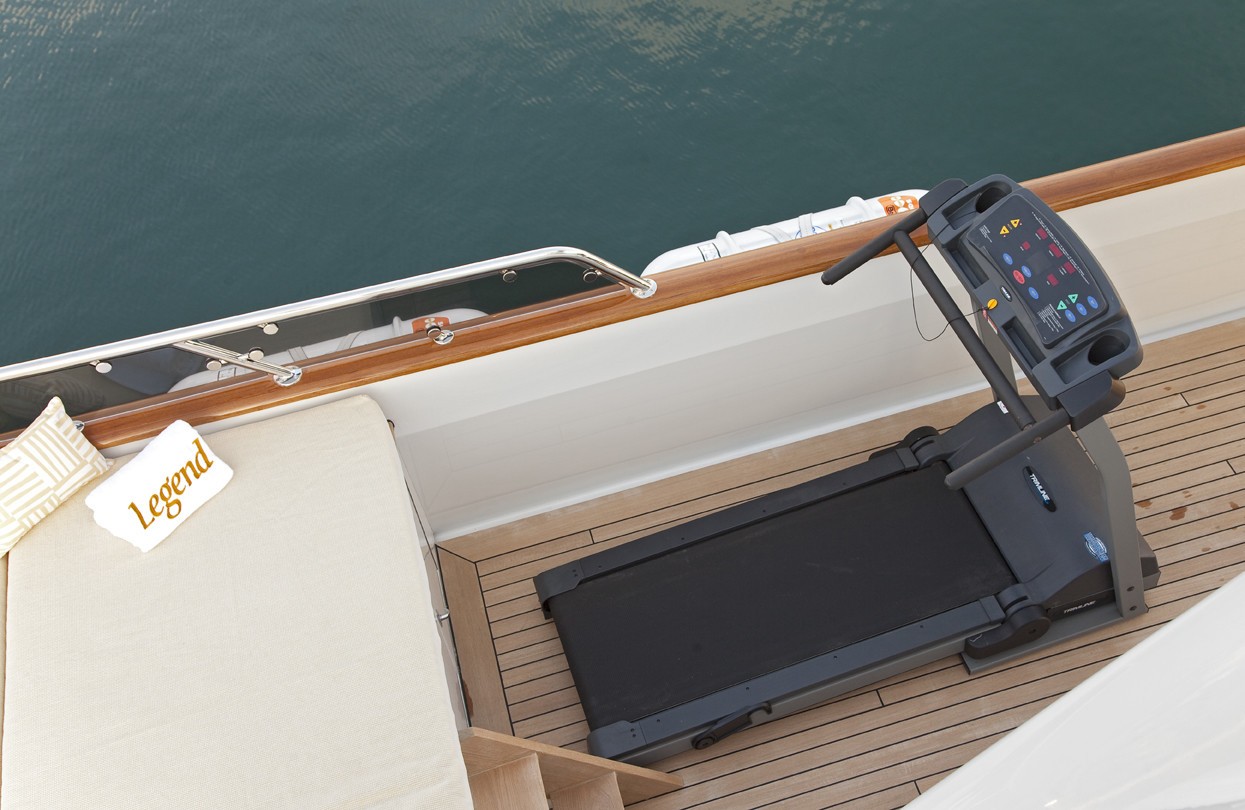 [51m-Yacht-LEGEND]-1350-132.jpg