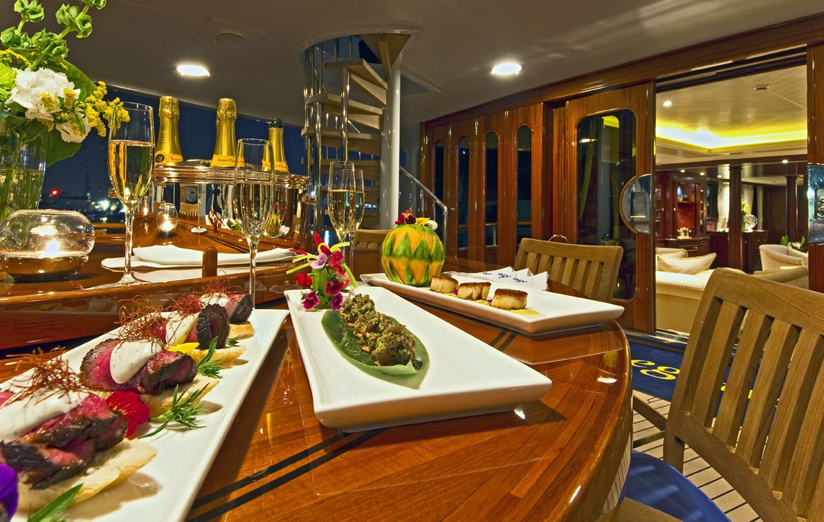 [51m-Yacht-LEGEND]-1350-171.jpg