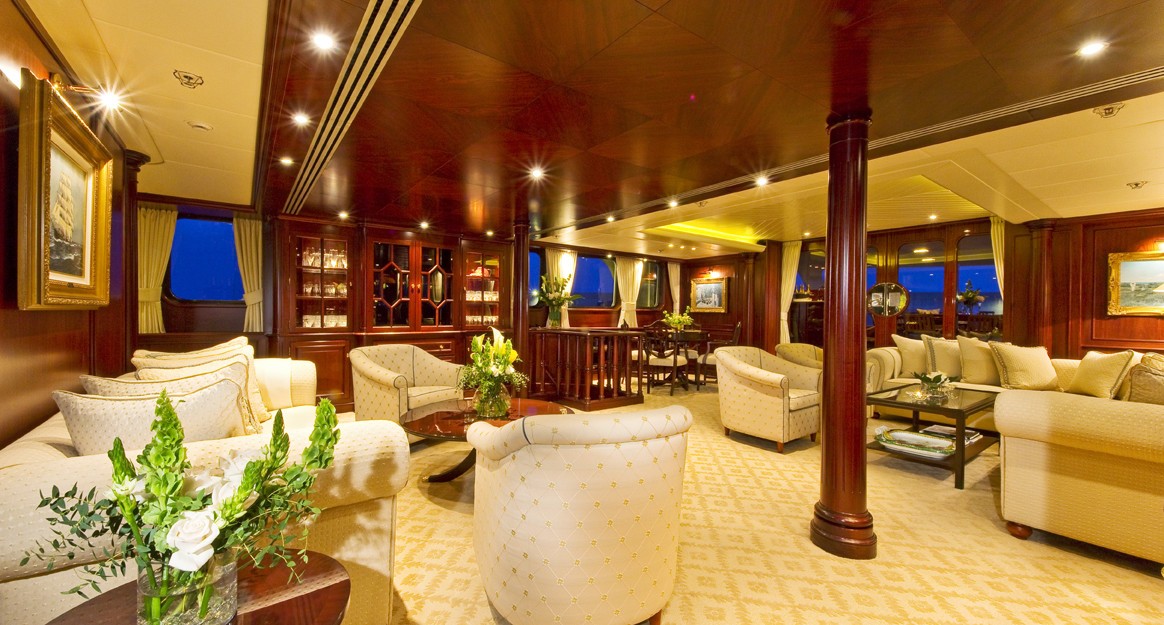 [51m-Yacht-LEGEND]-1350-35.jpg