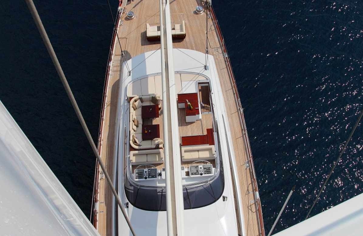[51m-Yacht-PRANA]-1409-140.jpg