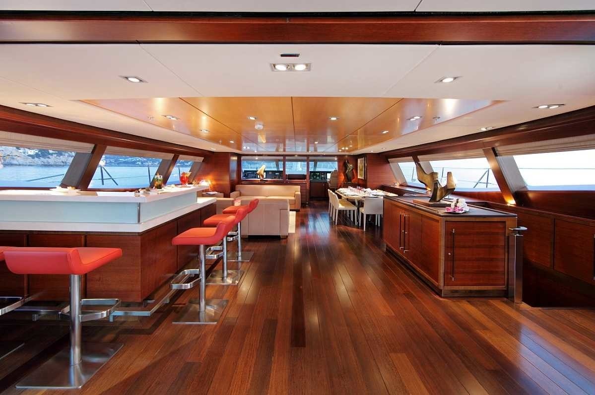 [51m-Yacht-PRANA]-1409-16.jpg