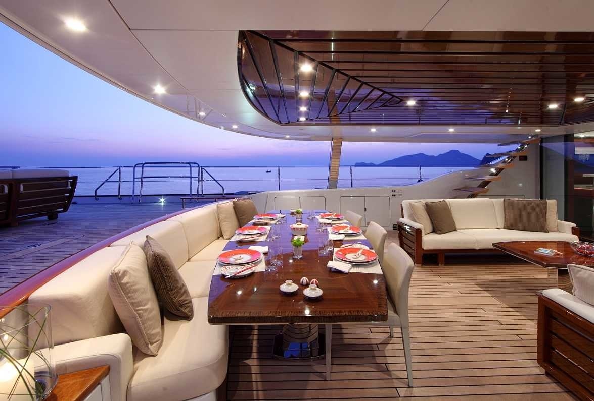 [51m-Yacht-PRANA]-1409-173.jpg