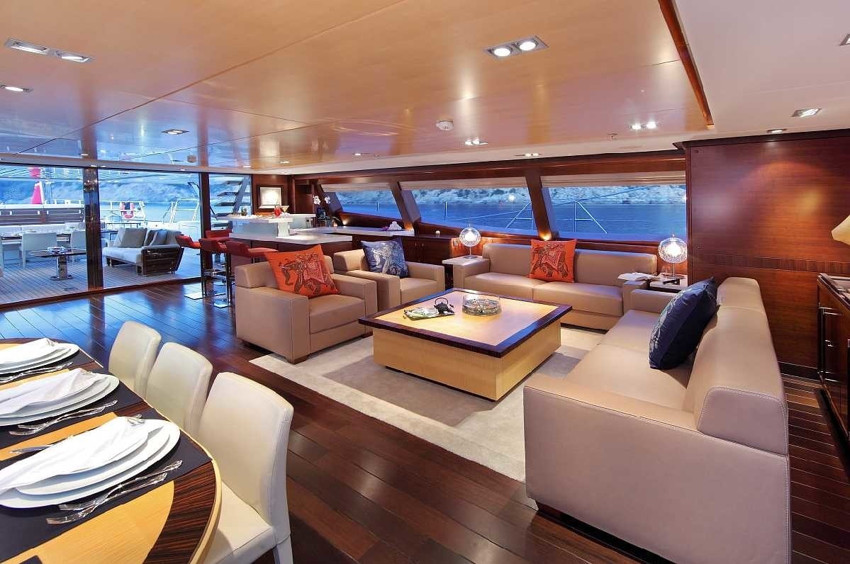 [51m-Yacht-PRANA]-1409-20.jpg
