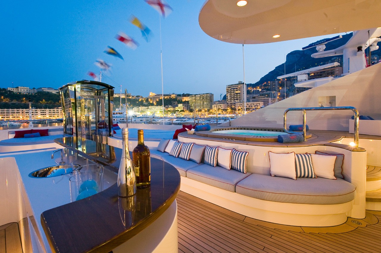 [52m-Yacht-LATITUDE]-11626-111.jpg