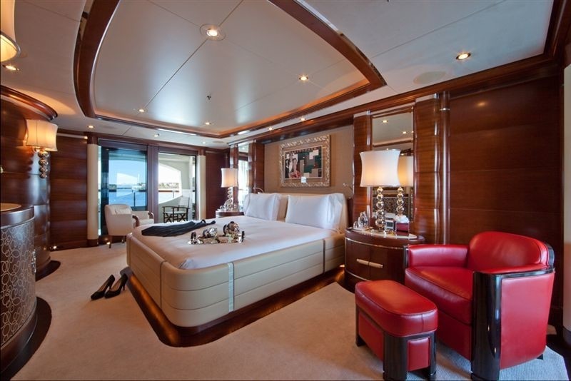 [52m-Yacht-LATITUDE]-11626-22.jpg