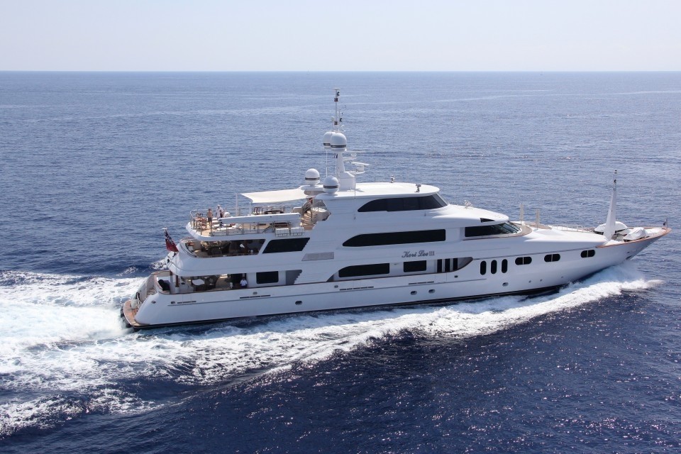 [53m-Yacht-KERI-LEE-III]-1352-100.jpg
