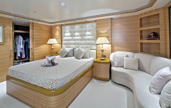 [53m-Yacht-MIA-RAMA]-1589-195.jpg