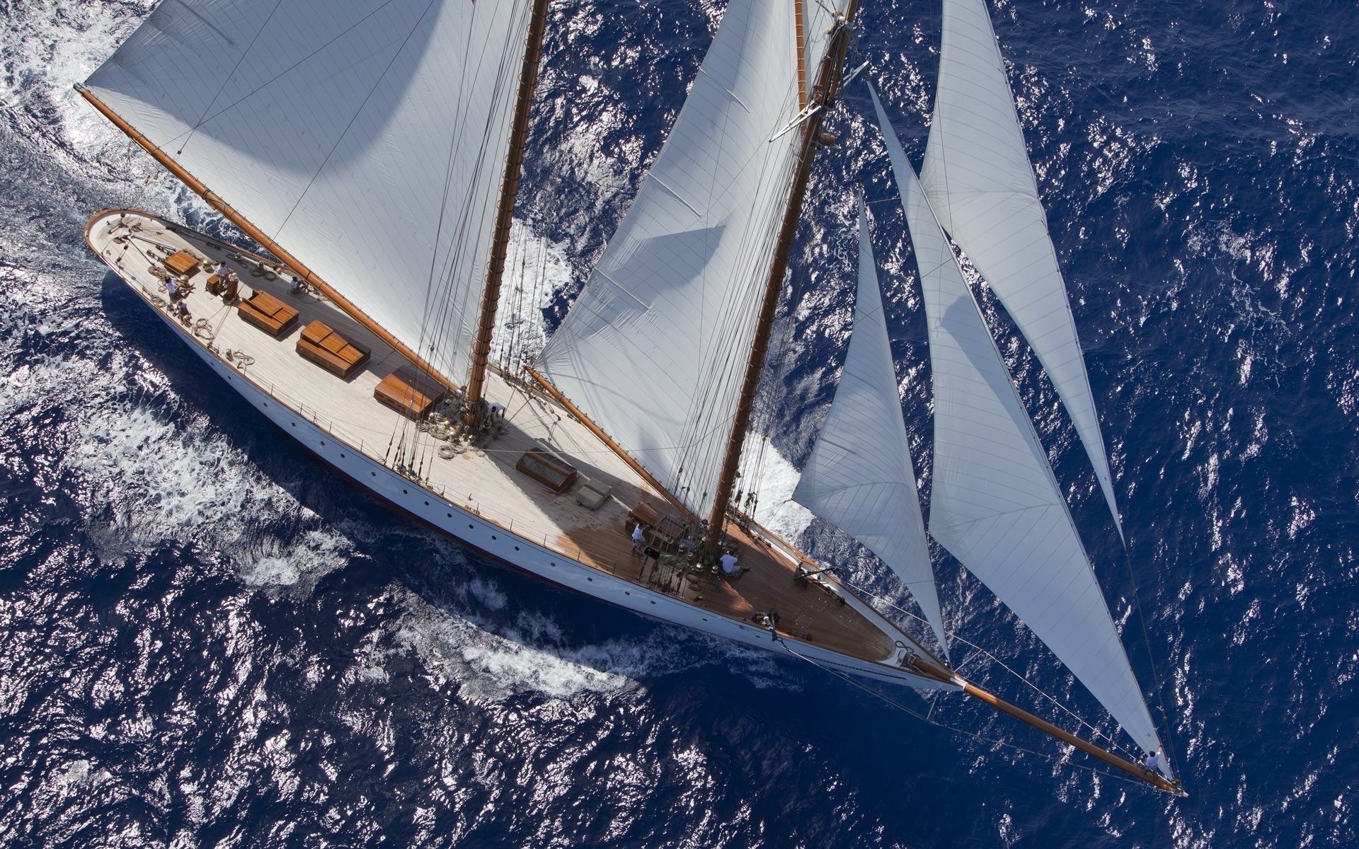 [55m-Yacht-ELENA]-1839-42.jpg