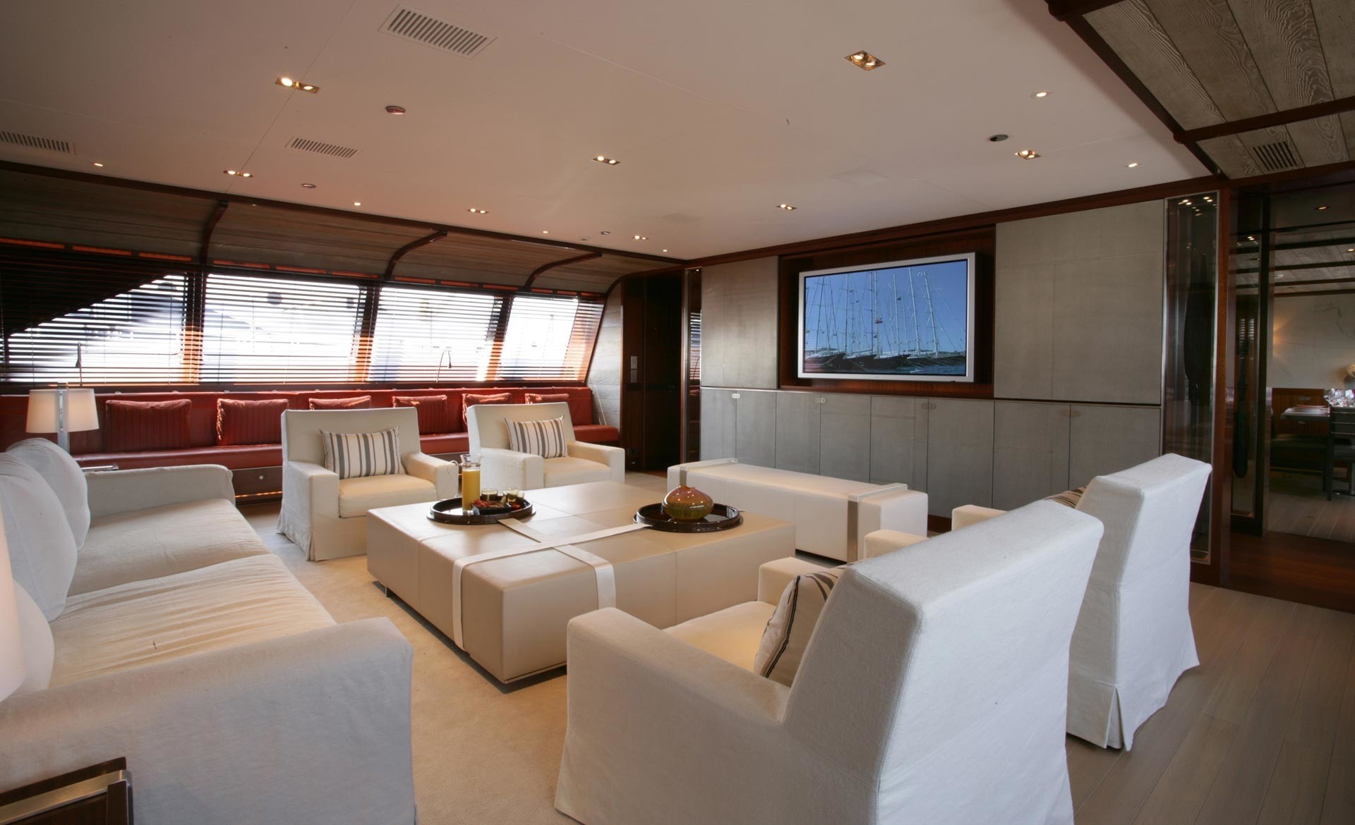 [56m-Yacht-ROSEHEARTY]-1124-104.jpg