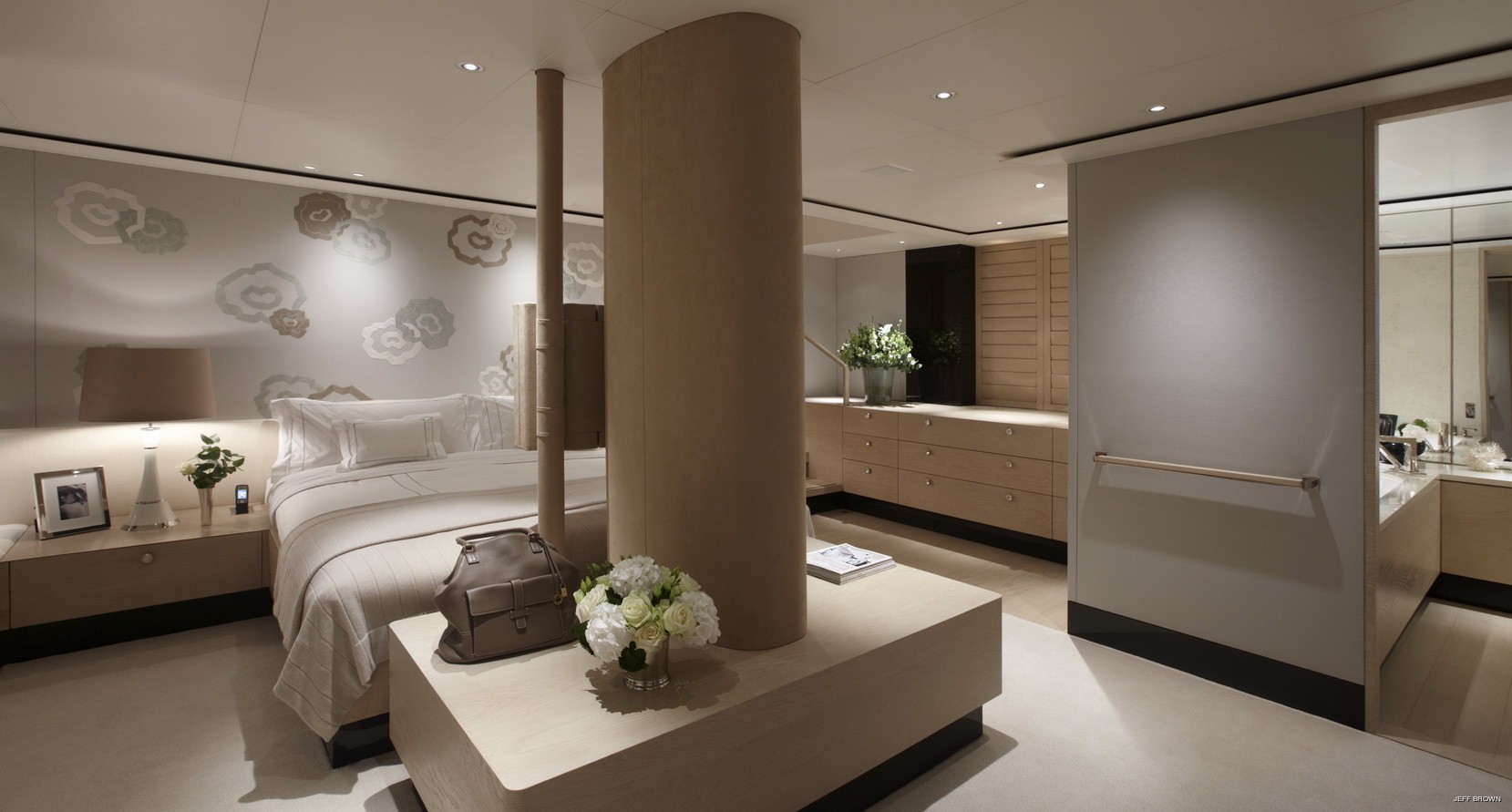 [57m-Yacht-TWIZZLE]-12029-7.jpg