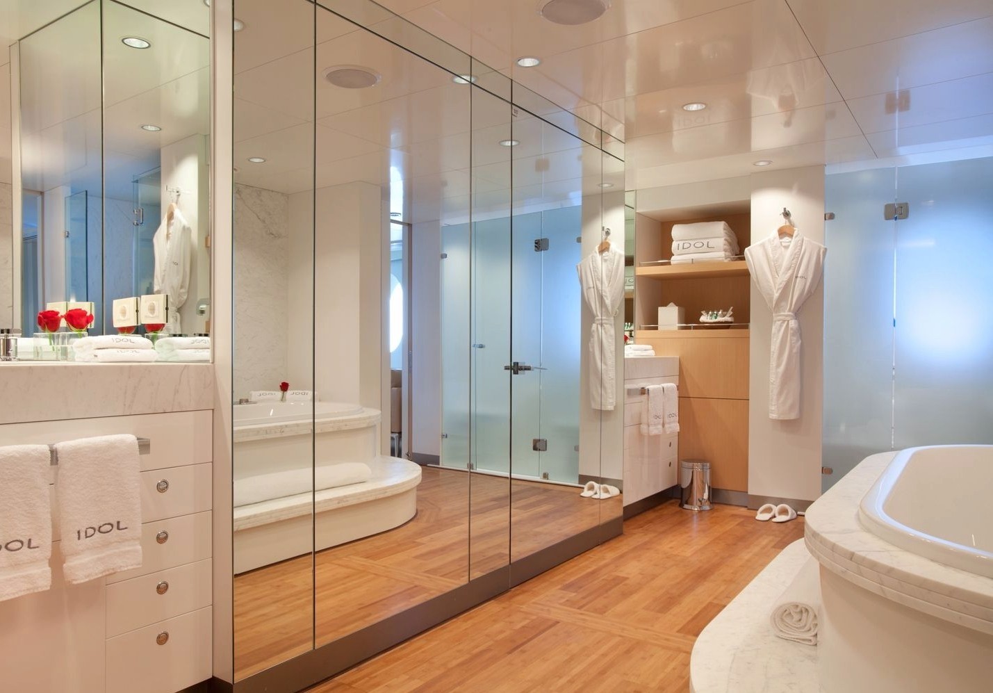 [58m-Yacht-IDOL]-1341-177.jpg