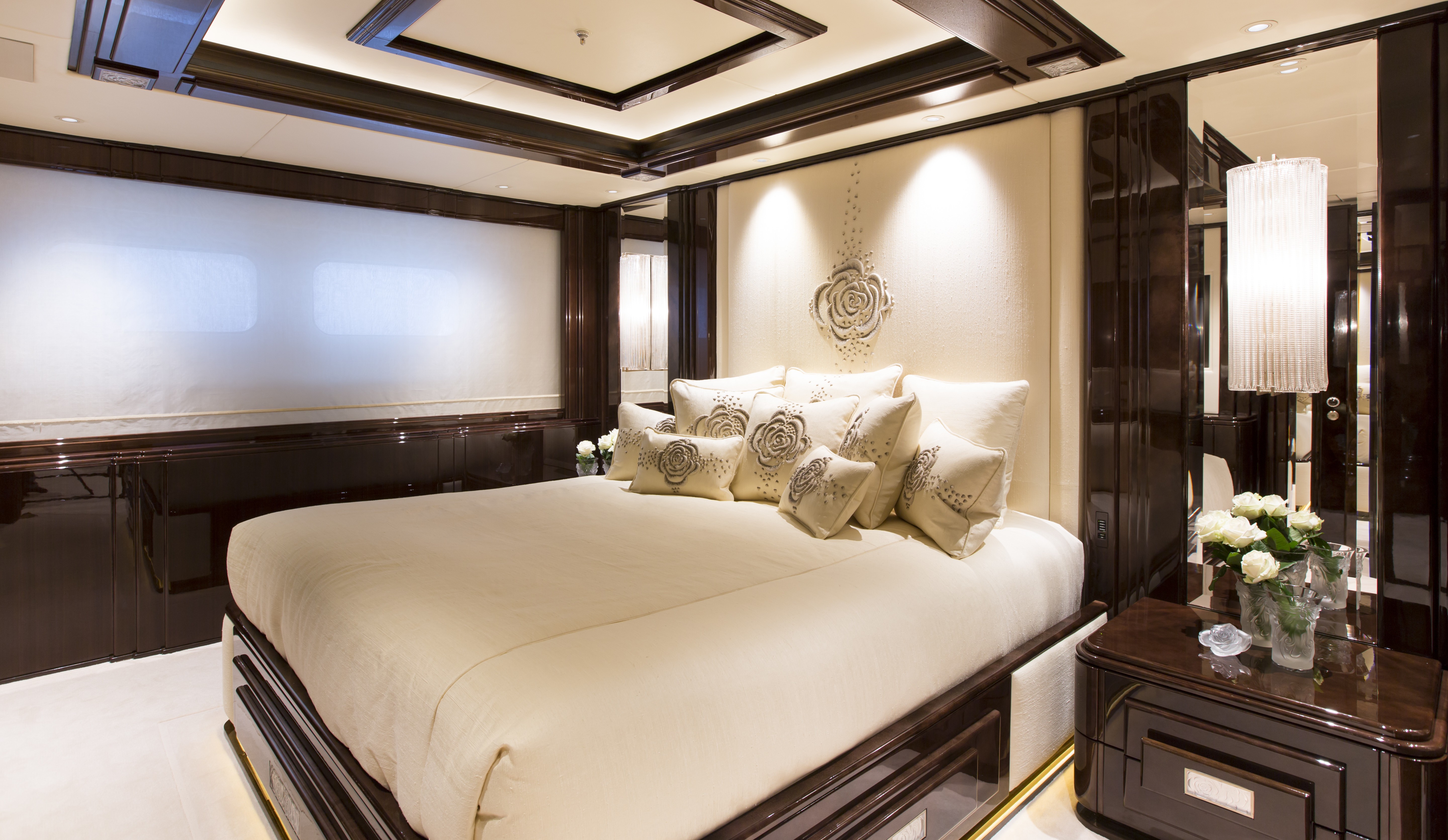 [58m-Yacht-ILLUSION-V]-11616-155.jpg