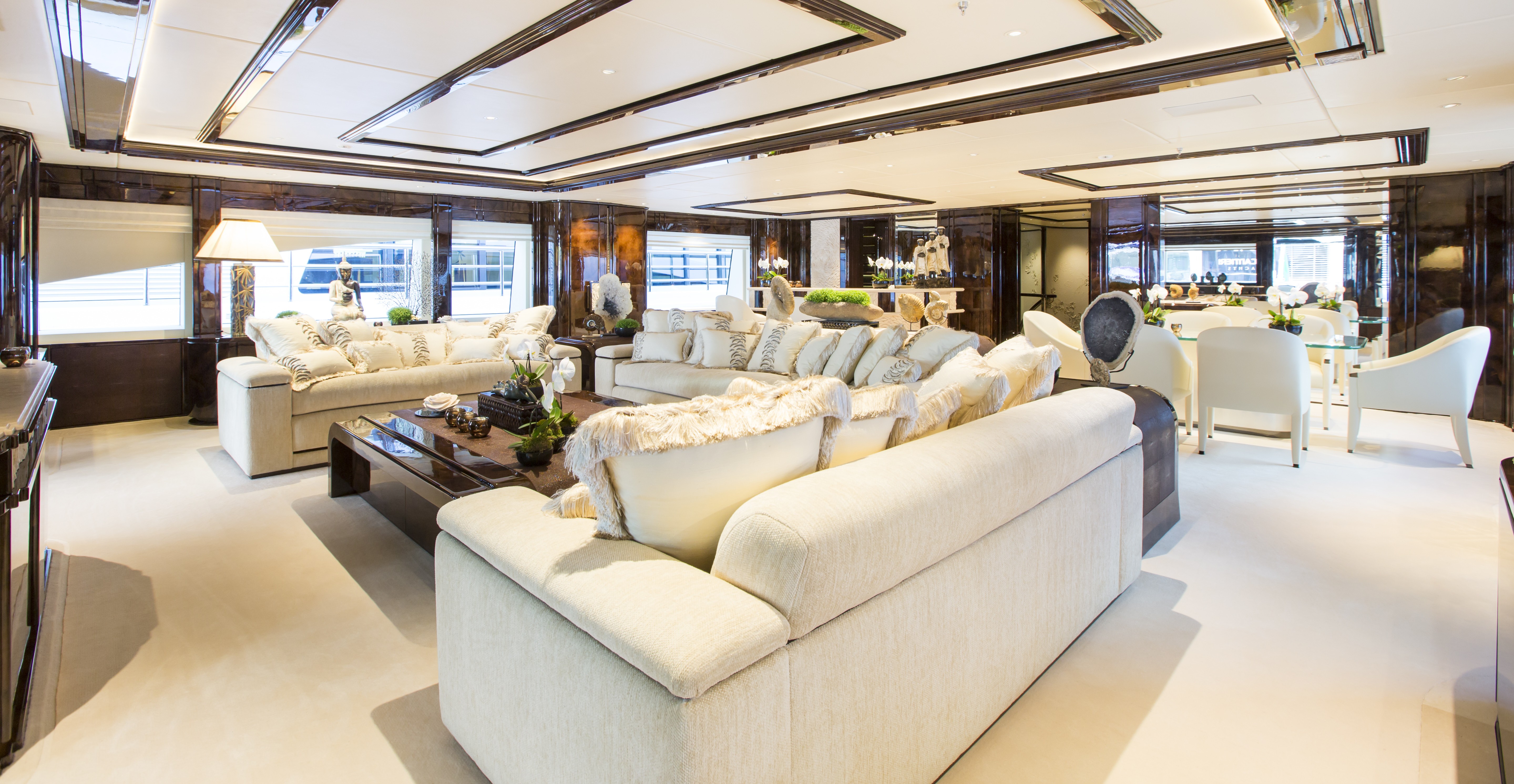 [58m-Yacht-ILLUSION-V]-11616-6.jpg