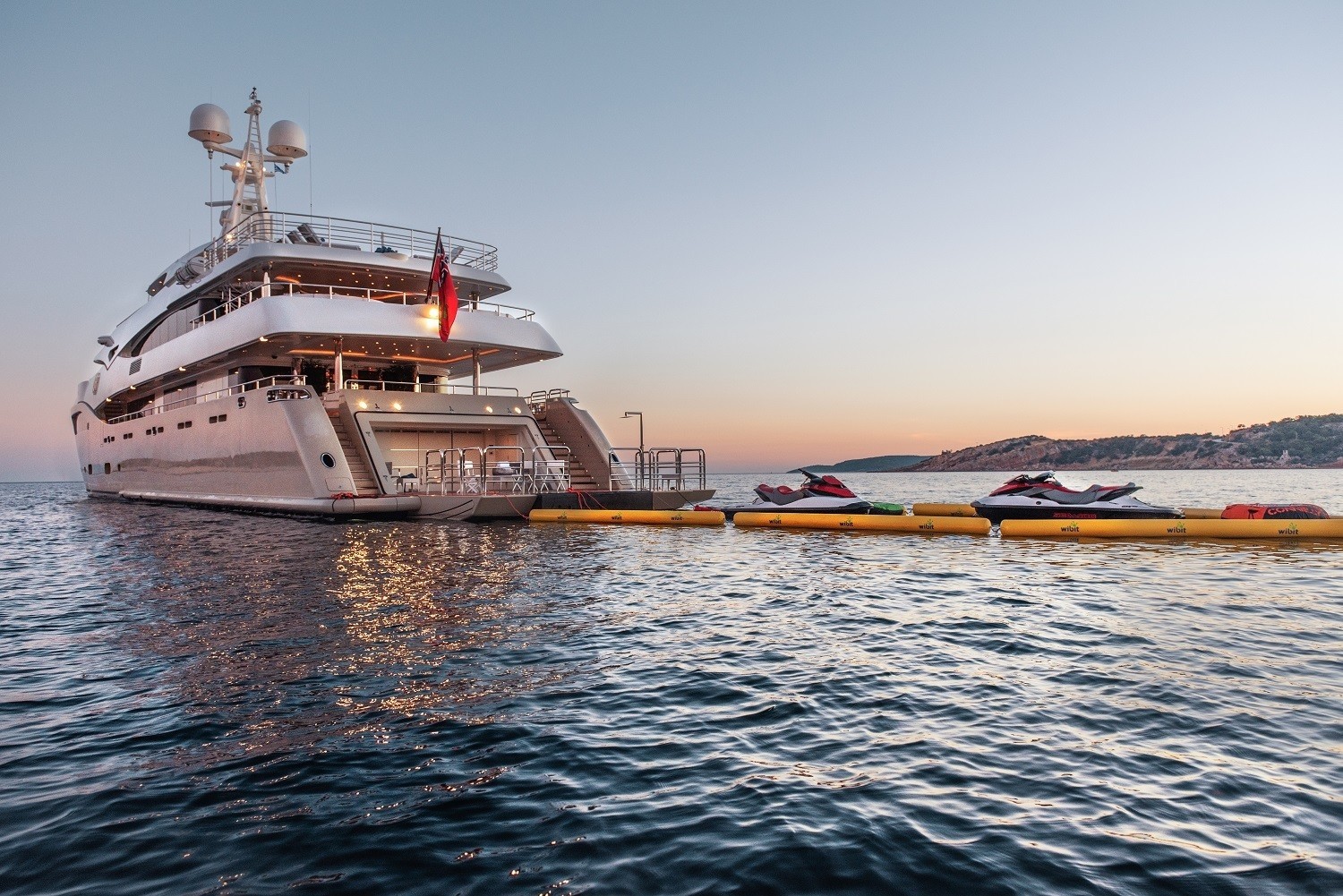 [60m-Yacht-LIGHT-HOLIC]-10548-148.jpg
