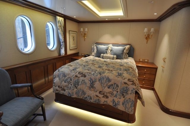 [61m-Yacht-LADY-KATHRYN-V]-12397-105.jpg