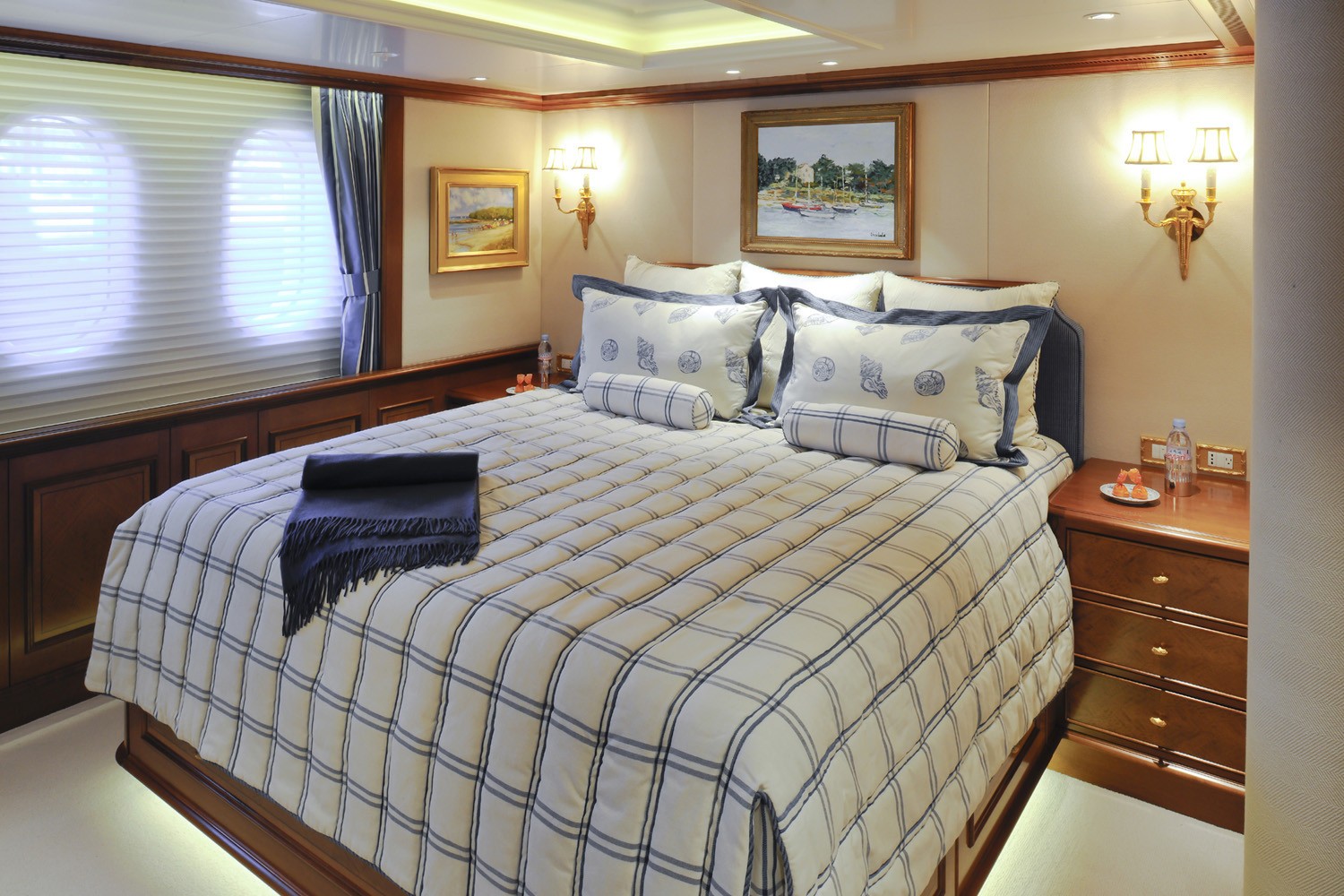 [61m-Yacht-LADY-KATHRYN-V]-12397-139.jpg