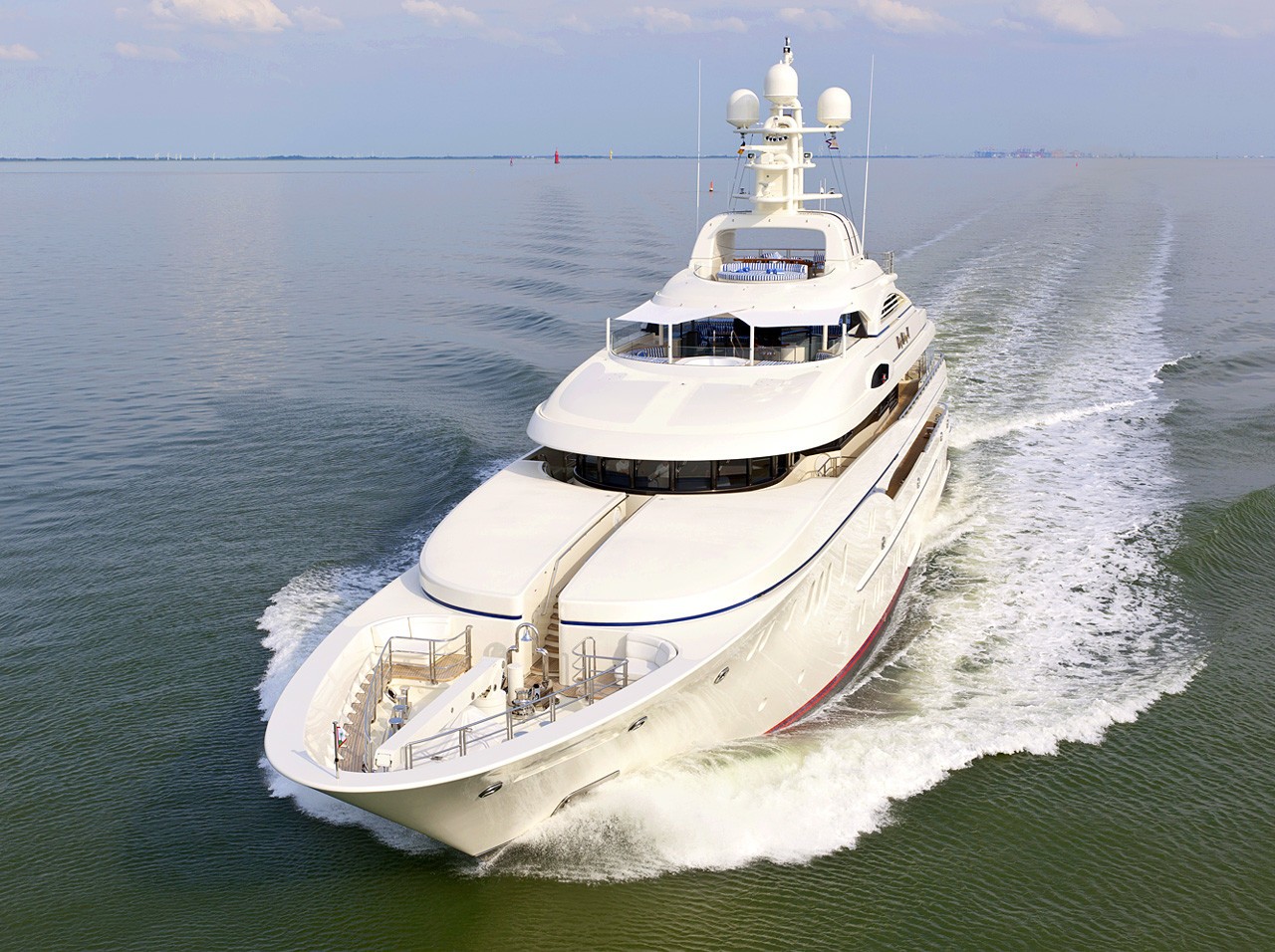[61m-Yacht-LADY-KATHRYN-V]-12397-7.jpg