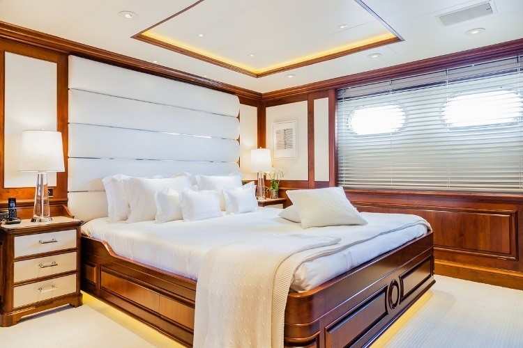 [62m-Yacht-FAITH]-11775-30.jpg