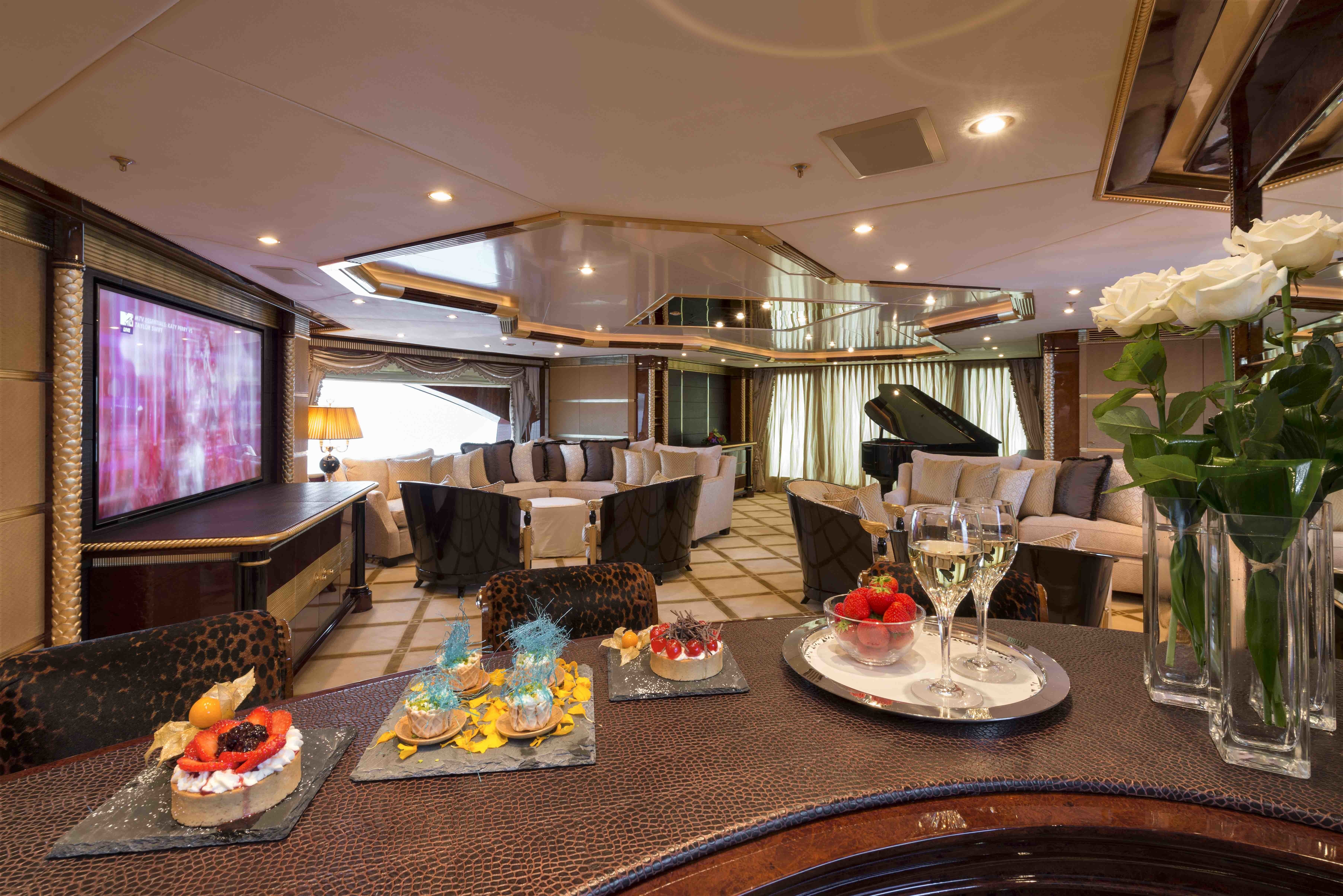 [62m-Yacht-MINE-GAMES]-11625-105.jpg
