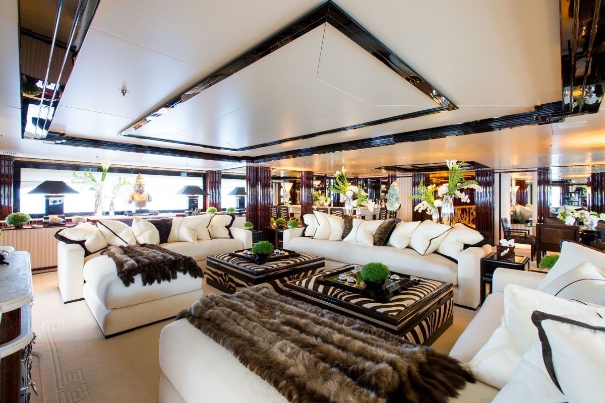 [63m-Yacht-LIONESS-V]-10110-127.jpg