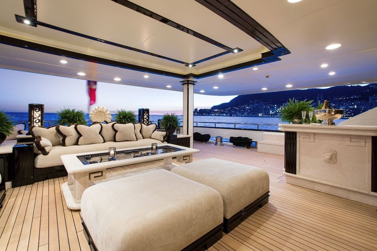 [63m-Yacht-LIONESS-V]-10110-209.jpg