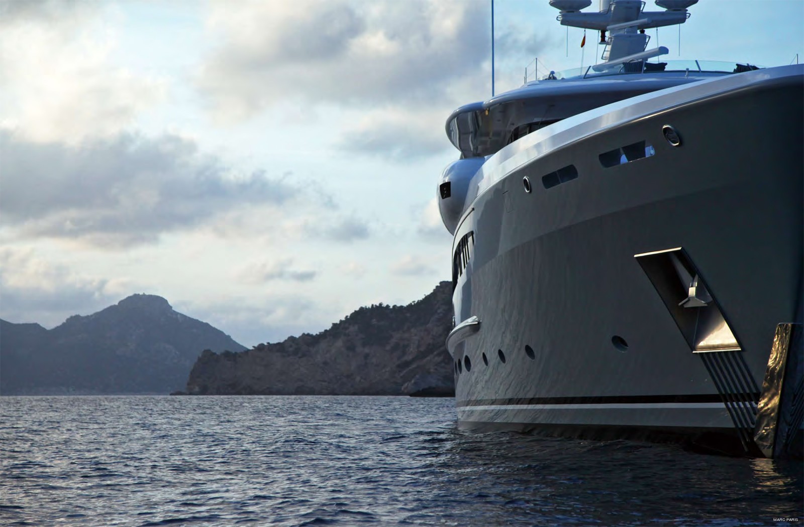 [65m-Yacht-INFINITE-SHADES]-10536-102.jpg