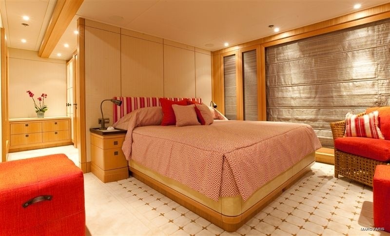 [65m-Yacht-INFINITE-SHADES]-10536-140.jpg