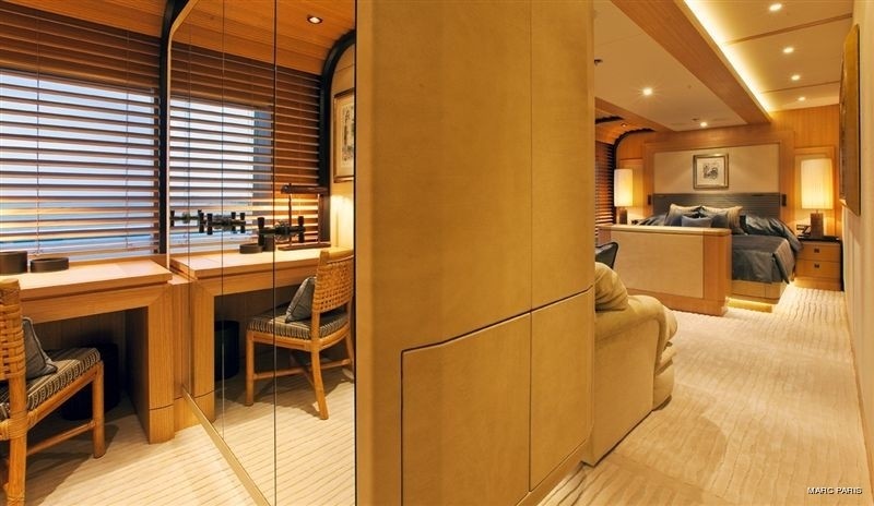 [65m-Yacht-INFINITE-SHADES]-10536-94.jpg