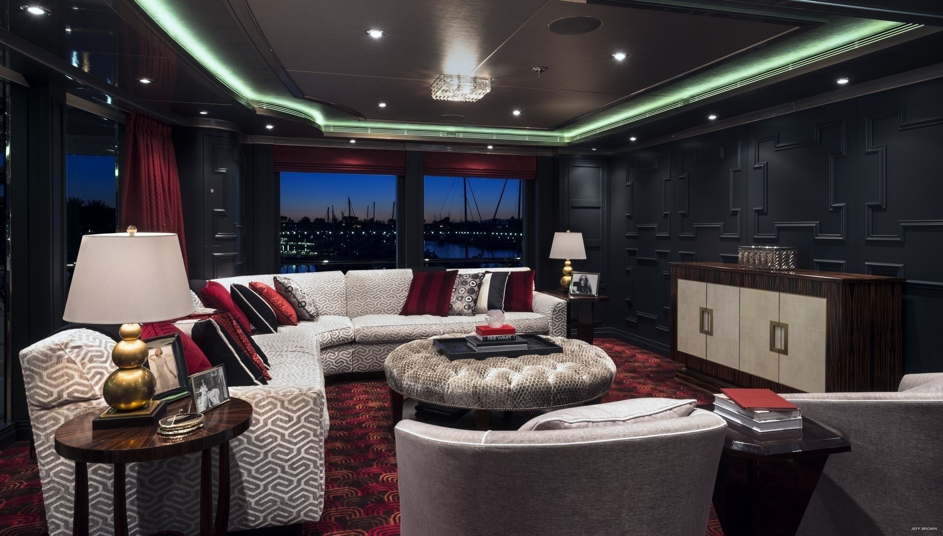 [66m-Yacht-INVICTUS]-11753-12.jpg