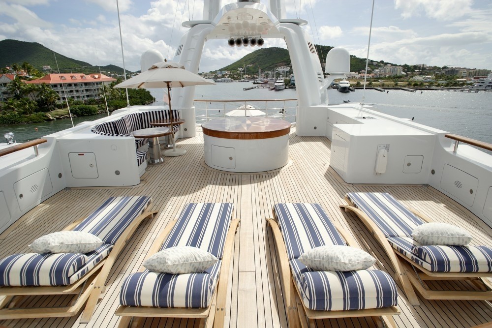 [70m-Yacht-FREEDOM]-1058-177.jpg