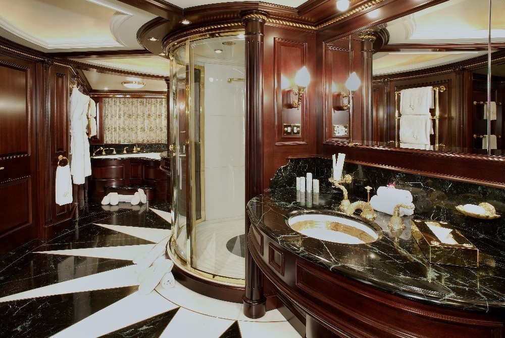 [70m-Yacht-FREEDOM]-1058-219.jpg