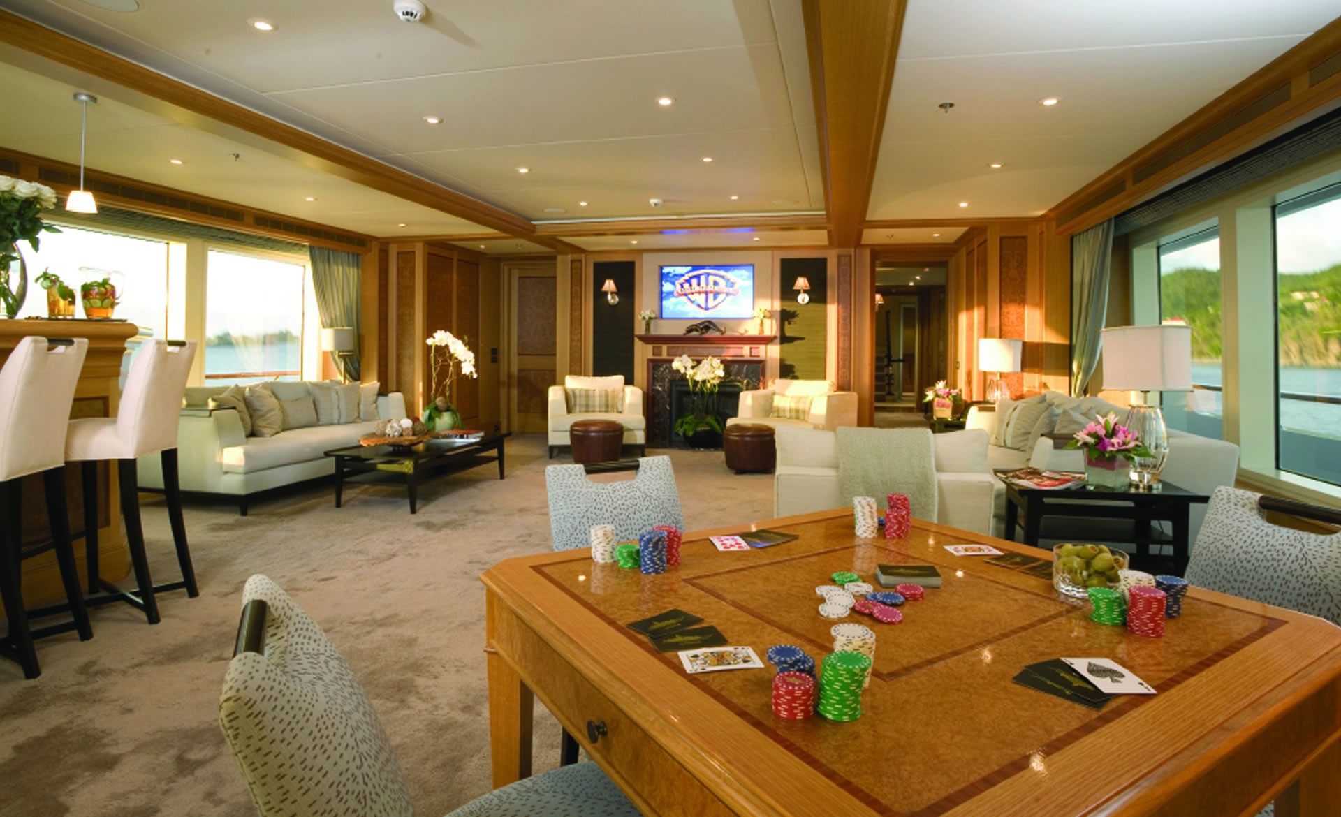 [71m-Yacht-UTOPIA]-1119-106.jpg
