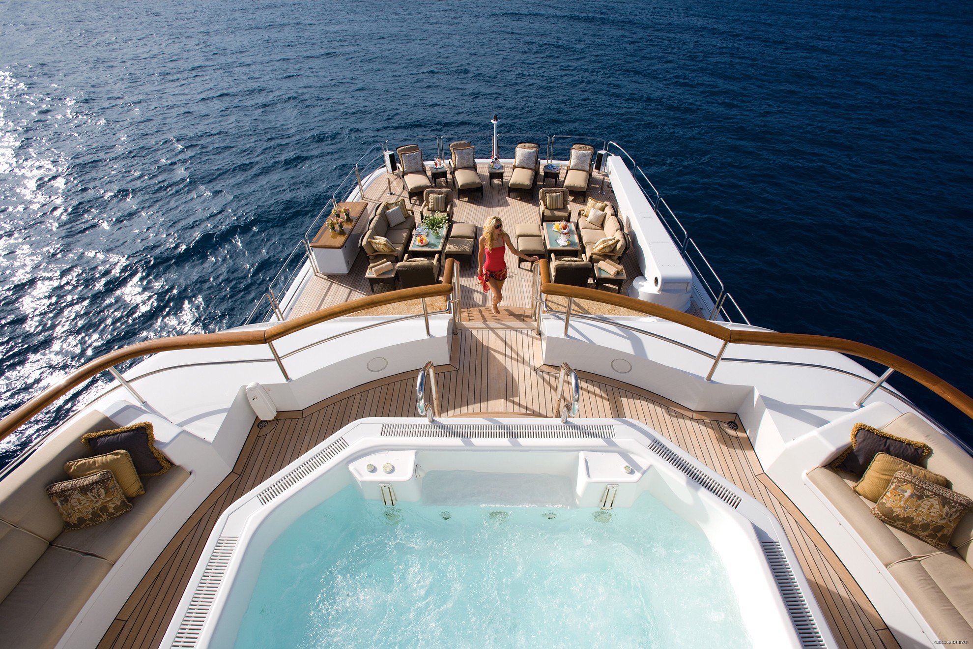 [71m-Yacht-UTOPIA]-1119-131.jpg