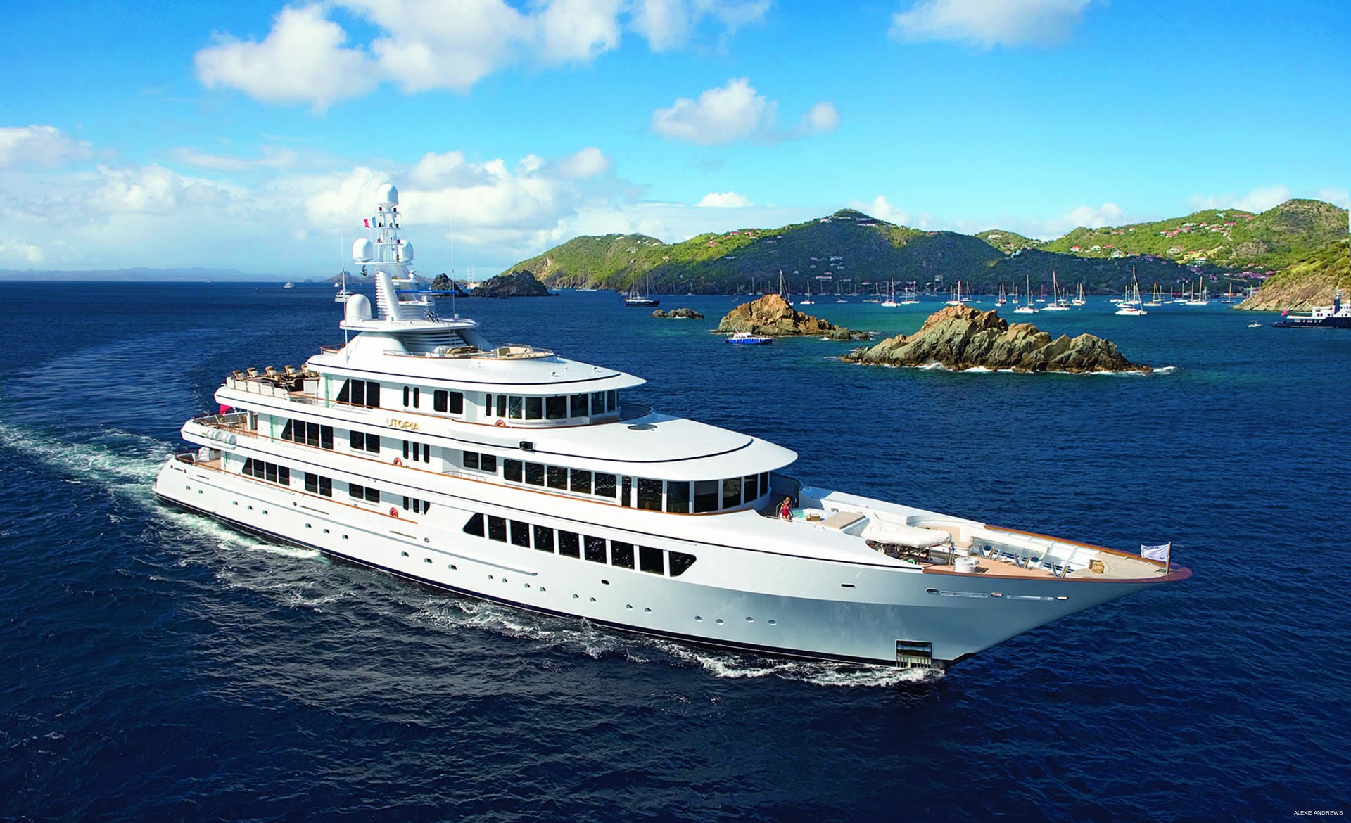 [71m-Yacht-UTOPIA]-1119-170.jpg