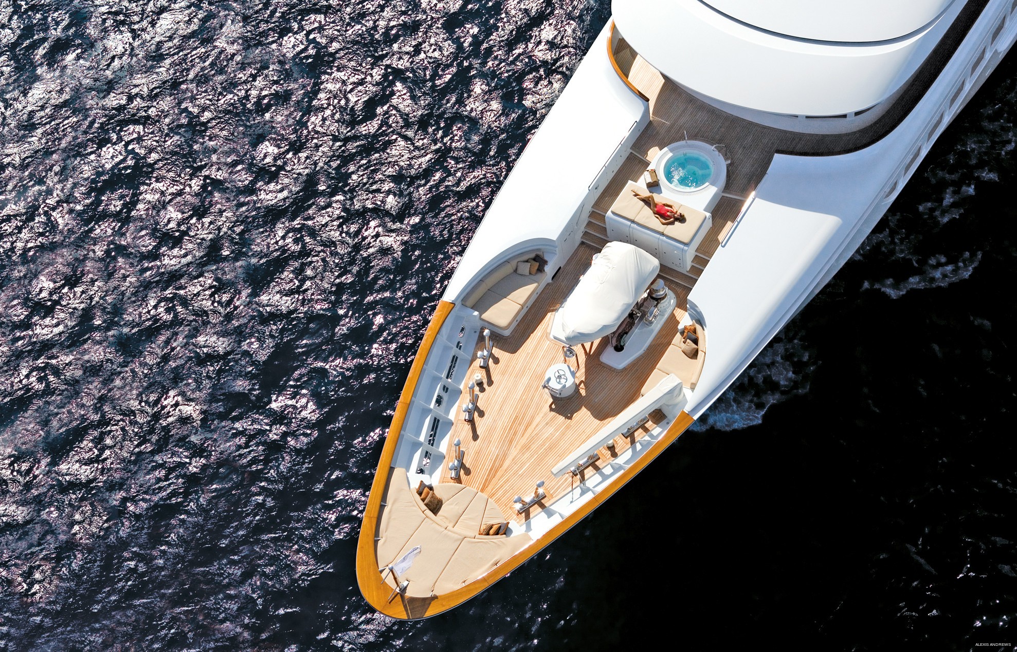 [71m-Yacht-UTOPIA]-1119-70.jpg