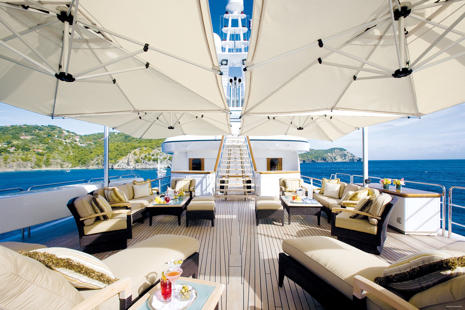 [71m-Yacht-UTOPIA]-1119-89.jpg