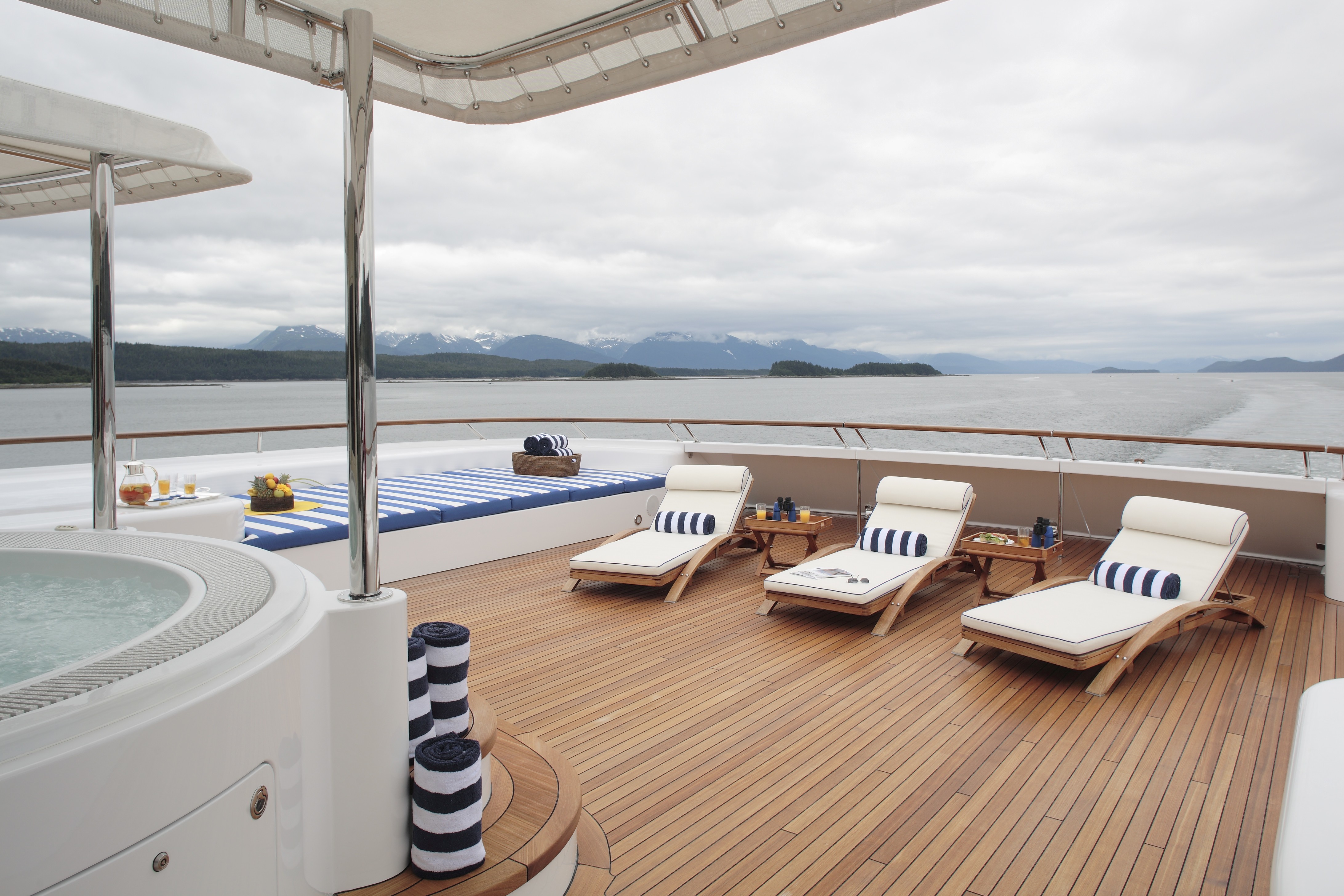 [73m-Yacht-LAUREL]-11750-162.jpg
