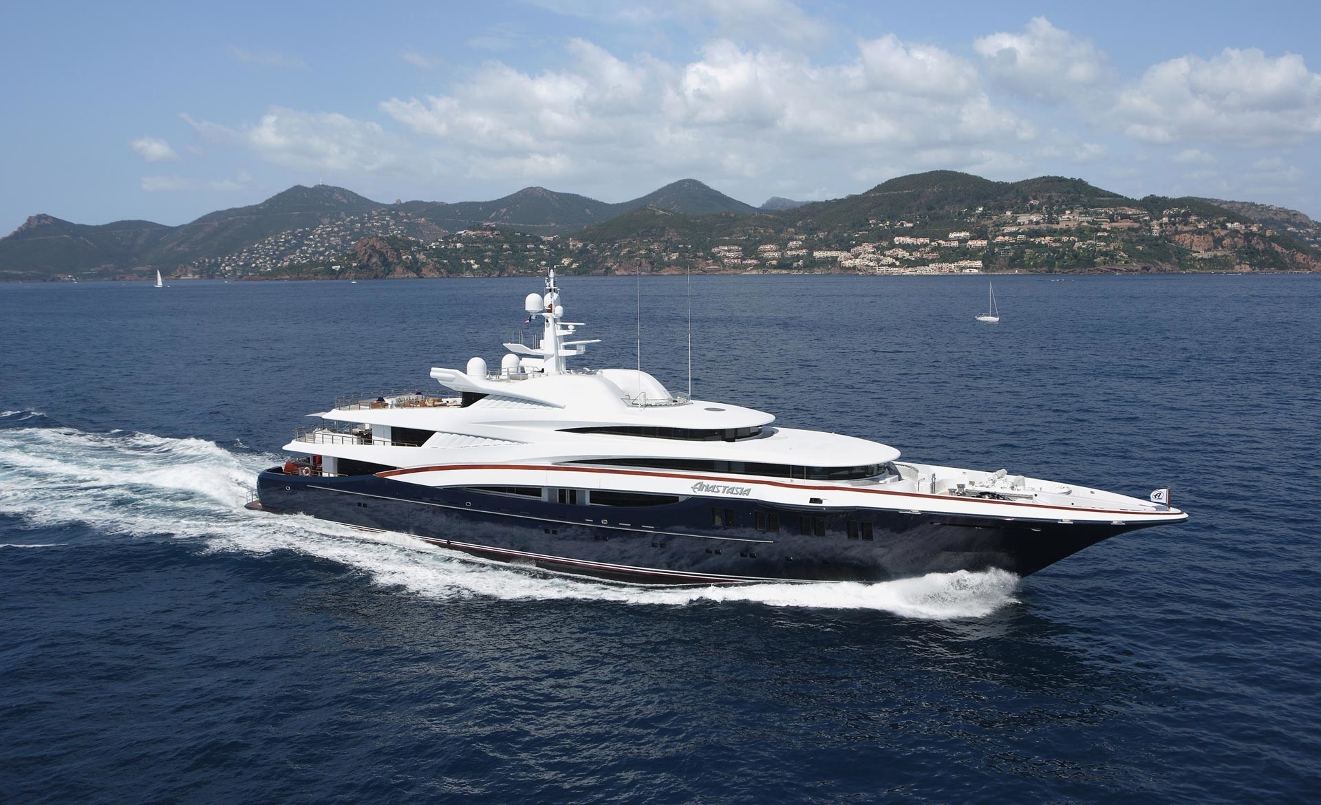 The 75m Yacht ANASTASIA