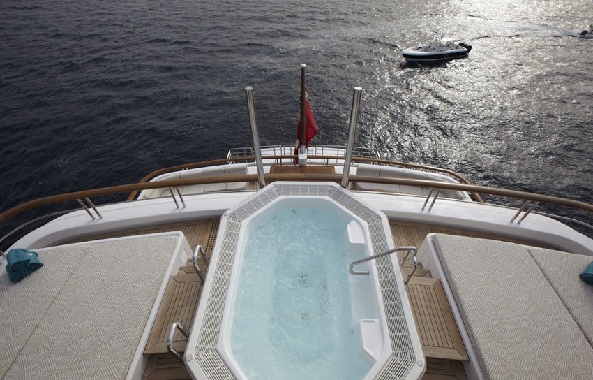 [78m-Yacht-PEGASUS-VIII]-1290-218.jpg