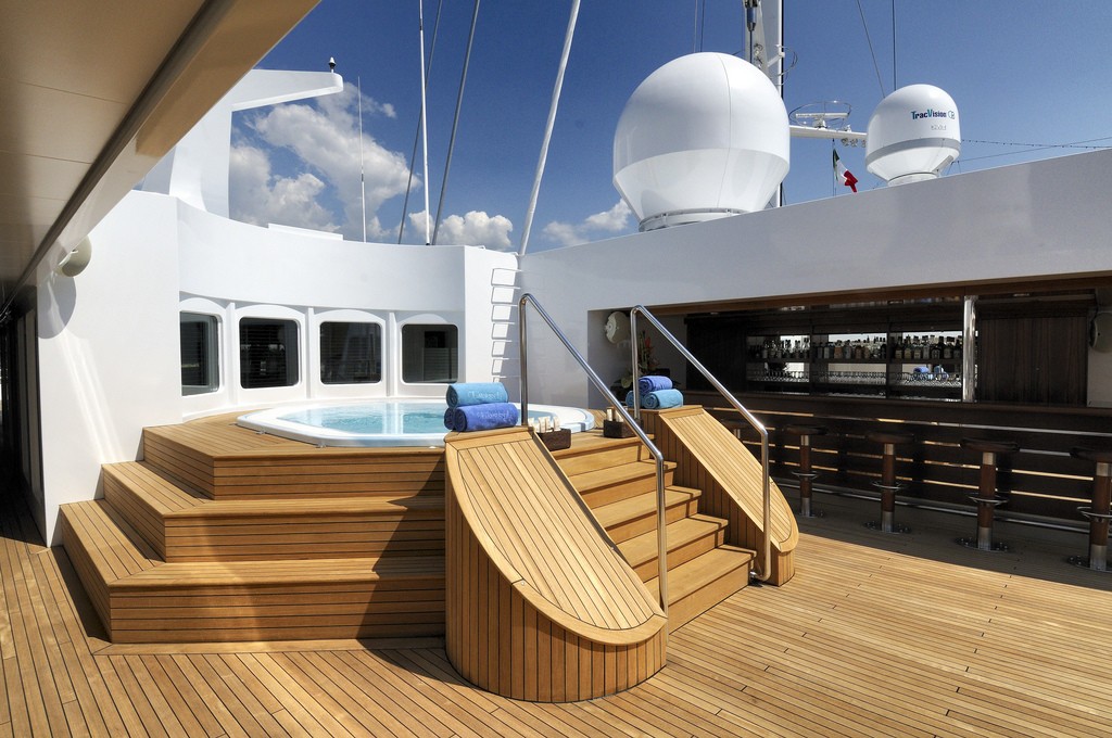 [89m-Yacht-LAUREN-L]-1040-168.jpg
