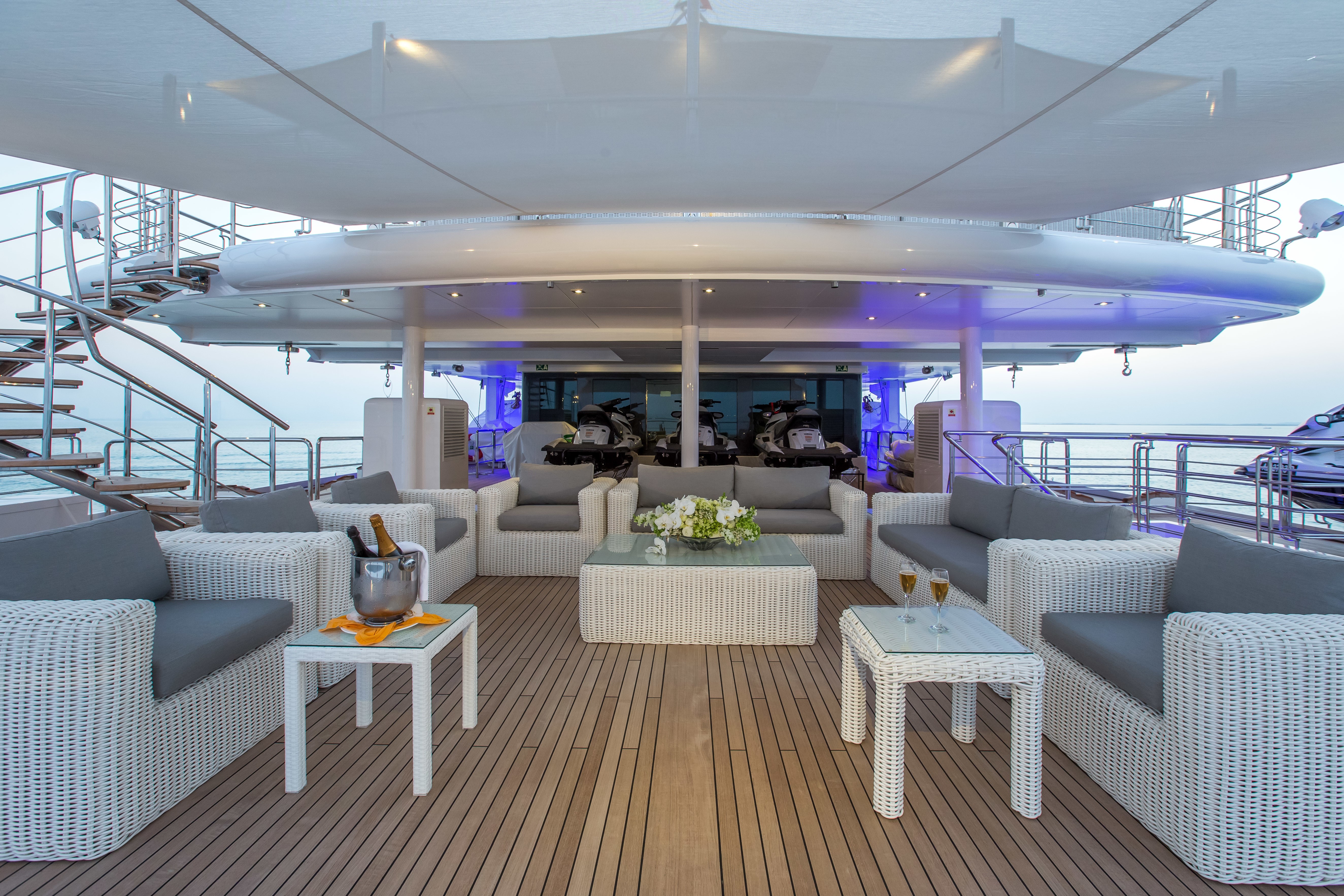 [91m-Yacht-MOONLIGHT-II]-1229-114.jpg