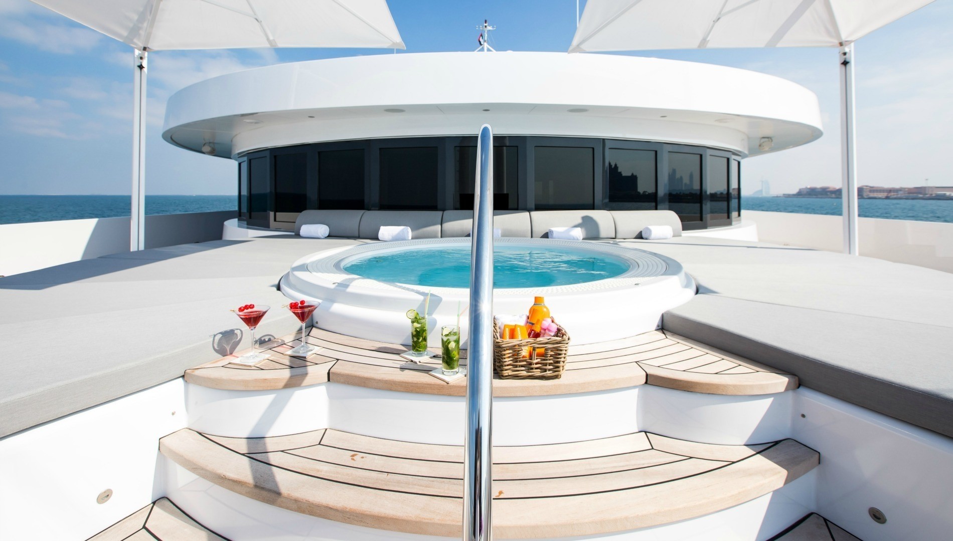 [91m-Yacht-MOONLIGHT-II]-1229-94.jpg