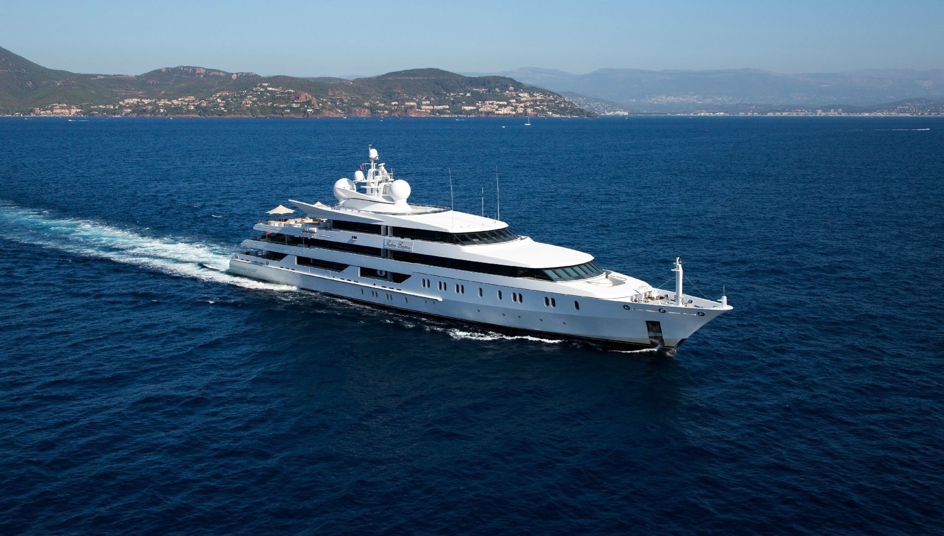 [95m-Yacht-INDIAN-EMPRESS]-11667-31.jpg