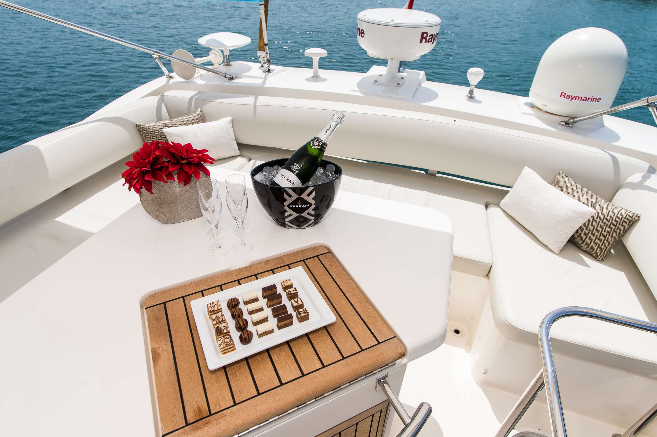 [AZIMUT--MOTOR-YACHT]-166-2.jpg