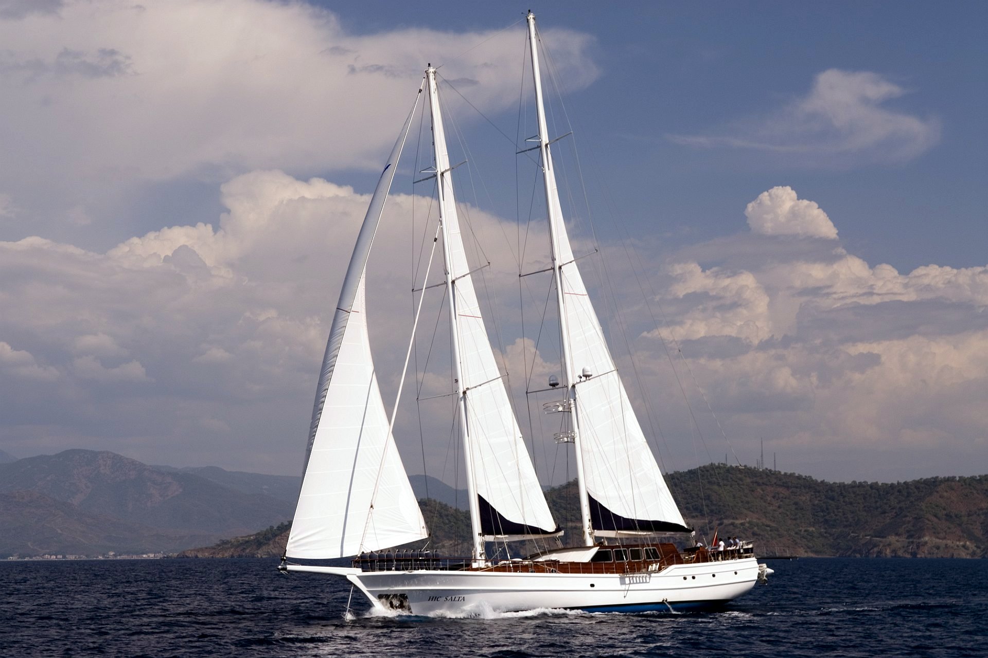 [CHARTERSAILING-YACHT-HIC-SALTA]-1158-12.jpg