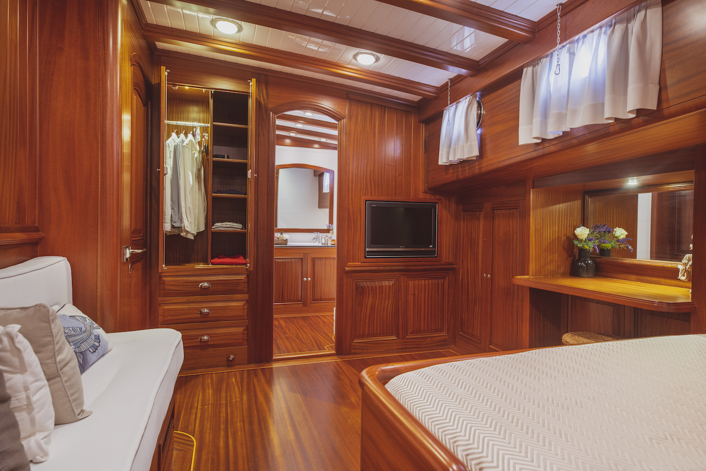 [CHARTERSAILING-YACHT-HIC-SALTA]-1158-35.jpg