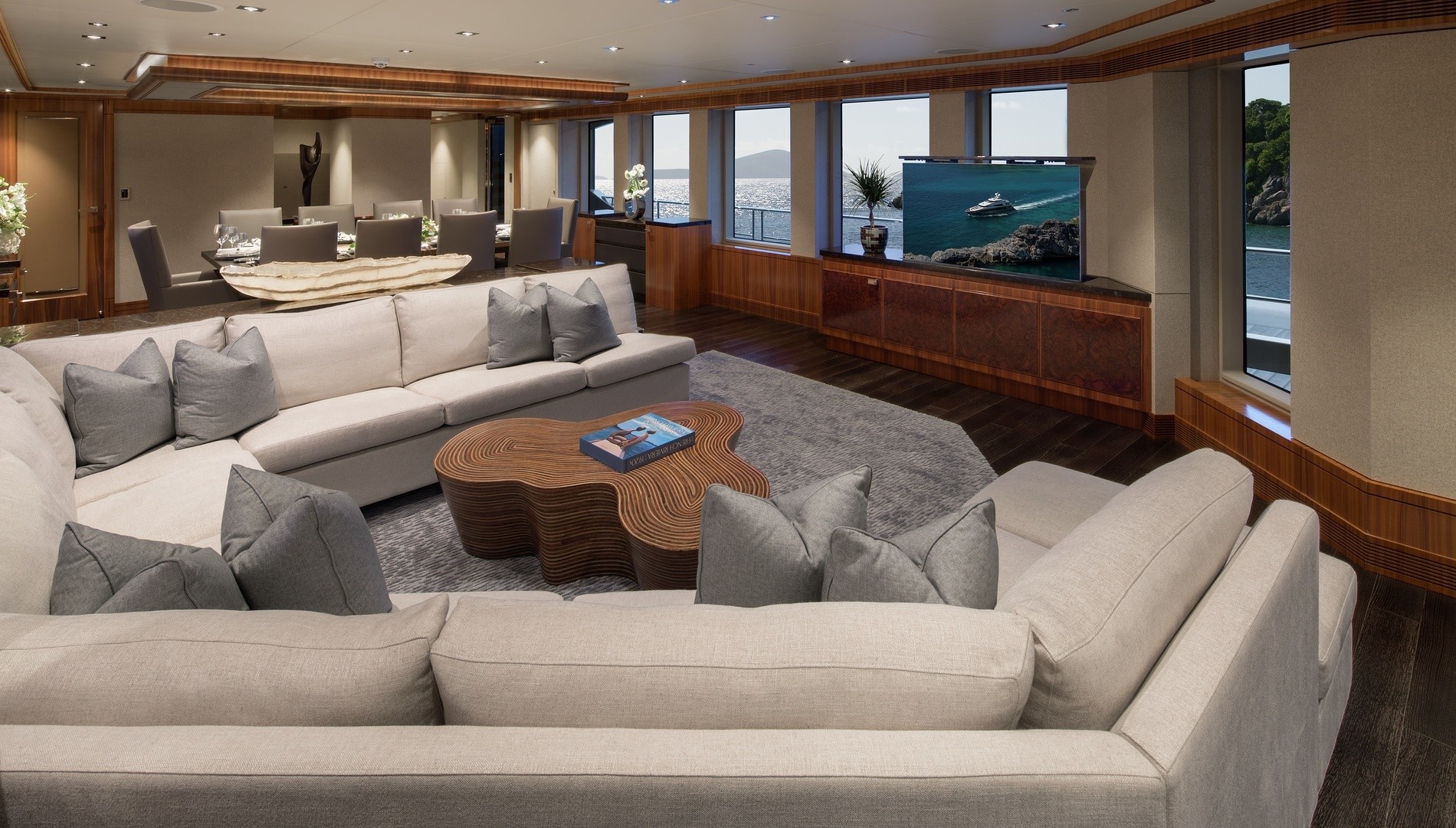 [CRESCENT--LUXURY-SUPERYACHT]-11979-1.jpg